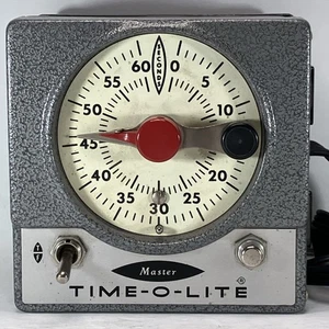 Master Time-O-Lite M-72 - 60 Second Darkroom Enlarger & Safelight Timer - Picture 1 of 7