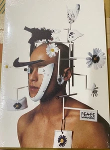 PEACEMINUSONE Lookbook Book - Bild 1 von 3