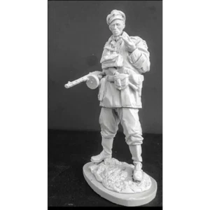 1/16 Resin Model Kit German Soldiers Infantryman (3 heads) WW2 Unpainted - Picture 1 of 3