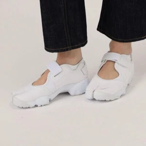 Nike Air Rift Lift Tabi Sneakers Shoes White DN1338-100 Women's US8 / JP25  - Picture 1 of 8