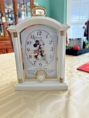 Relógio despertador vintage Seiko quartzo Disney musical Minnie Mouse década de 1990 funciona - Imagem 1 de 4
