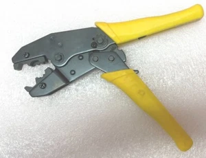 CRIMPING TOOL WITH ATTACHED DIE - Picture 1 of 4