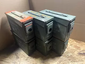 Caja de latas de munición paquete de 6 M19A1 30 Cal 7,62 mm excedente militar grado 2 - Imagen 1 de 15