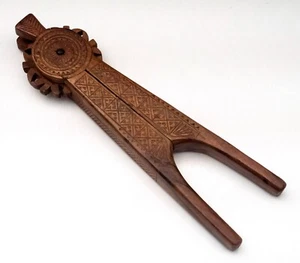 Vintage Chip Carved Scandinavian Wooden Nut Crackers, Treen Christmas Folk Art - Picture 1 of 9