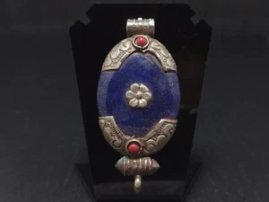 Antiker Anhänger Lapislazuli Stein ovale Form Tibetisches Silber graviert Unikat - Bild 1 von 22