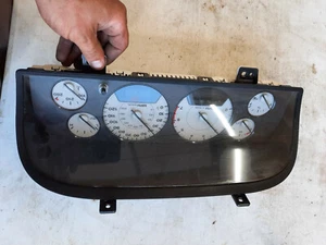 02-04 Jeep Grand Cherokee Speedometer Instrument Cluster UNKNOWN Miles 56042919 - Picture 1 of 3
