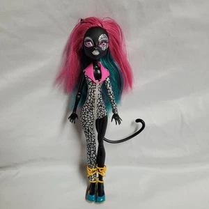 Muñeca Monster High Fierce Rockers negra Catty Noir Mattel 2011 Y2K RARA - Imagen 1 de 4