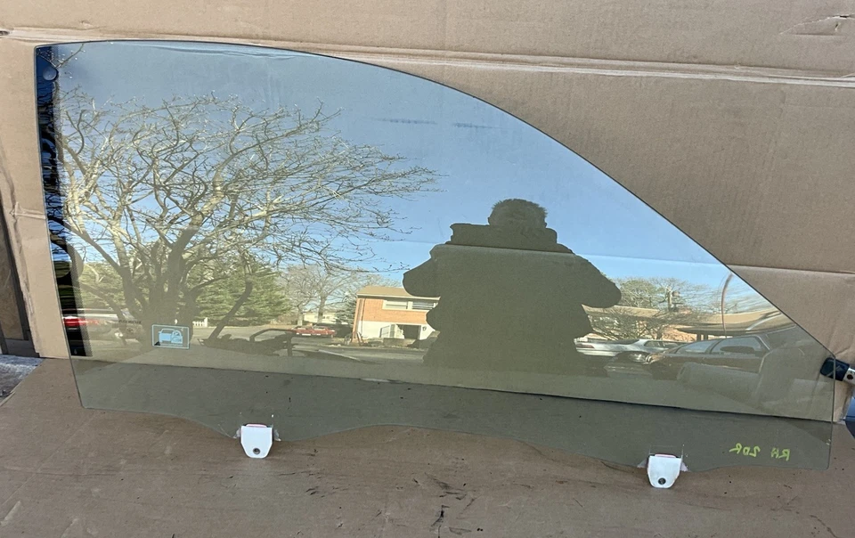 Acura Integra 1994-2001 cupé de 2 puertas ventana de cristal lado del pasajero OEM Foto 1 de 4