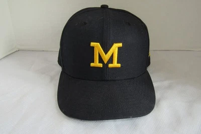 Sombrero ajustado bordado New Era 59 Fifty de la Universidad de Michigan 7 1/2 Foto 1 de 4