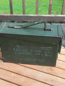 Vintage Army Military Metal Ammunition Ammo Box - Green Used - Picture 1 of 8