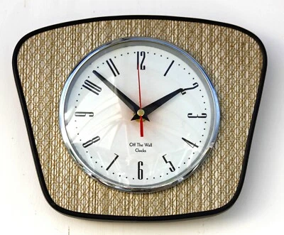 NEW 25cm Mid Century Style Wall Clock - Vintage Pattern Retro Style French Gold - Image 1 of 4