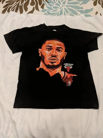Majestic Derrick Rose Chicago Bulls Men's T-shirt Medium Cover