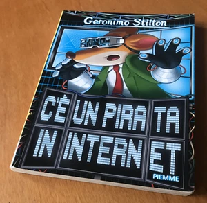 GERONIMO STILTON: C'è un Pirata in Internet - Piemme - 2020 - Foto 1 di 4
