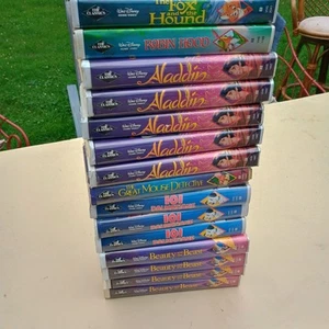 Black diamonds 15 Disney "The Classics" VHS Tapes - Aladdin, 101 Dalmatians, Bea - Foto 1 di 6