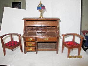 Vintage 5 drawer roll top desk, lamp 2 corner chairs - Picture 1 of 2