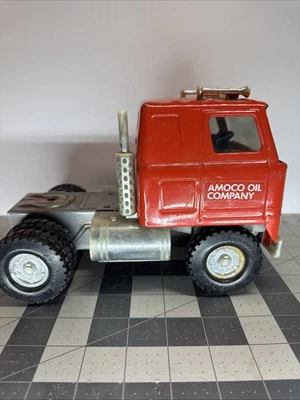 Vintage Ertl Pressed Steel Semi Truck Cab Only AMOCO OIL Company - Image 1 of 4