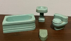 Strombecker Mint Green Wooden Dollhouse Bathroom - Sink, Tub, Toilet & Scale - Picture 1 of 20