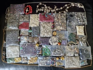 2,2 Kilo Perlen * Glas Mineralien Metall * verschiedene Farben+Größen * Ketten - Bild 1 von 24