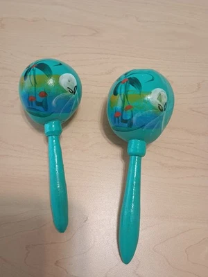 Juego de dos sonajeros de percusión tricolores Maracas Foto 1 de 2