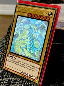Yu-Gi-Oh! TCG Blue-Eyes White Dragon Ghost Rare Limited Edition GLD5-EN001 - Picture 1 of 8