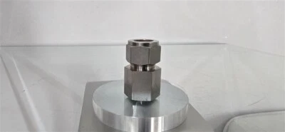 Swagelok SS-1010-7-12  Tube Fitting, Female Connector, 5/8 in. Tube OD x 3/4 in. - Image 1 of 4