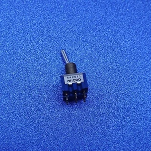 Kippschalter 8A2011 MICRO 6A 125V AC Schalter Blau 6PIN - Bild 1 von 2