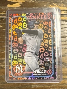 2024 Topps Update Series - Rookie Debut Austin Wells #US325 Jack-O'-Lantern Foil - Picture 1 of 2