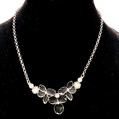 Collar gargantilla floral tono plata estrás acento declaración joyería Foto 1 de 4