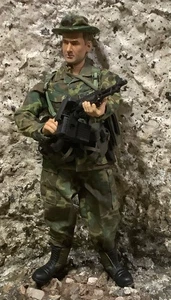 1/6 Vietnam BBi/Dragon Camo US Navy SEAL Stoner Light MG Gunner 1968 - Picture 1 of 21