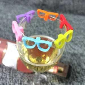 6pcs Glasses Silicone Wine Glass Drink Markers Funny Hawaiian Glasses Party - Picture 1 of 4