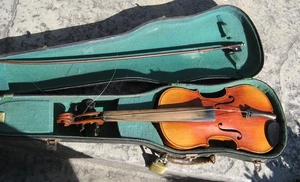 Antique Violin 4/4 with Case - Picture 1 of 11