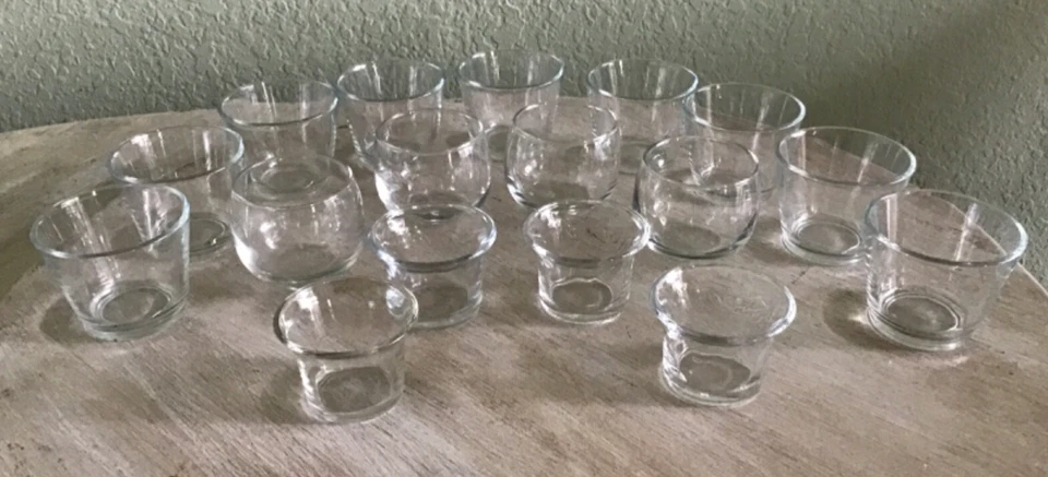 Juego de 17 candelabros de vidrio con luz de té mezclados 3,5x3 2,5x2,5 2x2,5 Foto 1 de 2