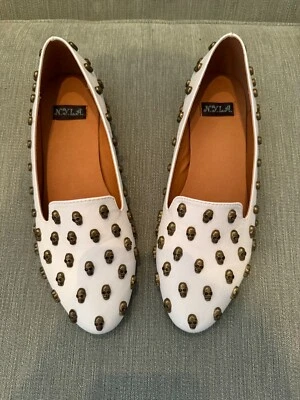 NUEVOS ZAPATOS PLANOS N.Y.L.A BLANCOS CALAVERAS - Calaveras, Talla 7 BLANCO Gótico Foto 1 de 4