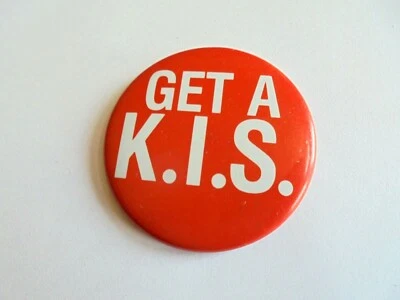 ¿Obtienes un KIS Kaspersky Internet Security? Pinback publicitario de software informático Foto 1 de 3