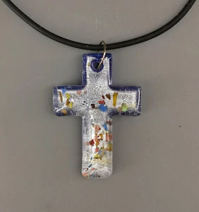 9917041-d Glas-Kreuz-Anhänger an Kette Handarbeit Anhänger 4x3cm LKette46cm - Picture 1 of 3