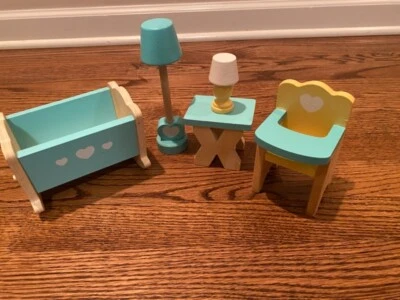 KIDKRAFT DOLLHOUSE WOODEN BABY ROOM FURNITURE ~ REPLACEMENT FURNITURE - Image 1 of 4