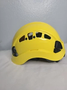 Jackson Safety 20921 Ch 400 V Industrial Climbing Vented Hard Hat Yellow - Picture 1 of 7