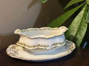 Haviland Limoges Kleeblatt Sauciere mit angesetztem Unterteller - Bild 1 von 16
