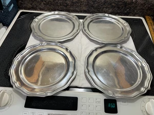 (4) Wilton Armetale Queen Anne 10,5" Essteller Zinn Kostenloser Versand Gruppe 2 - Bild 1 von 7