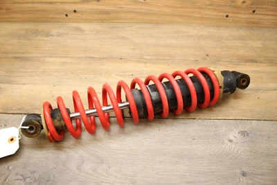 04 2004 Polaris Sportsman 700 suspensión de amortiguador trasero Foto 1 de 4