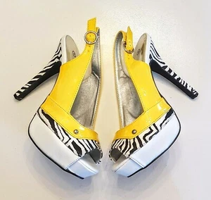 Sandalias amarillas negras a rayas de cebra plataforma de aguja acento tacones traseros - Imagen 1 de 4