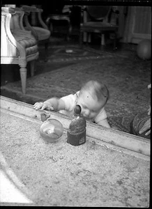 Jeune enfant bébé nourrisson jardin jouets - Ancien négatif photo an. 1930 - Picture 1 of 1