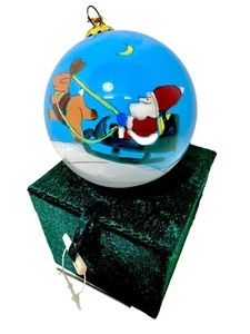 Weihnachtshaus handbemalt mundgeblasen Glas Weihnachtsmann & Rentier Ornament in Samtbox - Bild 1 von 24