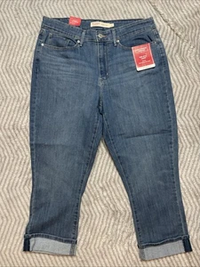 Levi Strauss Signature Mid-Rise Capri Jeans  Blue Denim Womens Stretch Size 10  - Picture 1 of 4