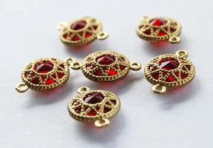 CUENTA CONECTOR PLÁSTICO ROJO BRILLANTE FILIGRANA DORADO DE COLECCIÓN 12 mm - Imagen 1 de 1