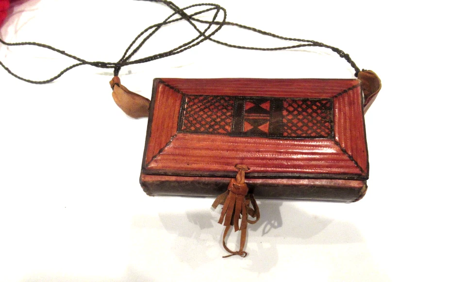 Bolsa caixa de couro marrom e vermelha, vintage, peça de arte pintada à mão - Imagem 1 de 4