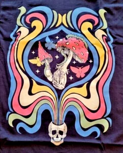 EARTHBOUND - Camiseta Azul Marino "Eternal Psychedelic Dream" - Unisex - Talla Pequeña Nueva con Etiquetas - Imagen 1 de 9