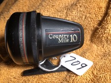 Vintage Johnson Country Mile 6 Reel Spincast Fishing Reel Made