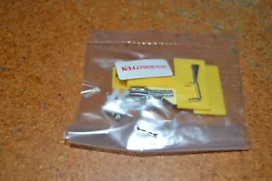 NOS FROM ARTIN 1/43 SCALE 2 SETS BRUSHES - 4 GUIDE PINS &2 SIGNS SHELL & K-I-G - Picture 1 of 5