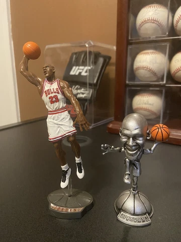 Michael Jordan Lot of (2) Figures Cover